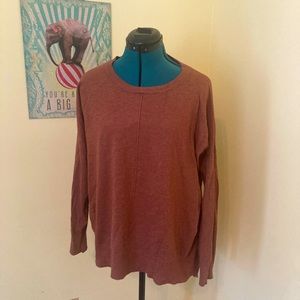 Deep orange brown comfy sweater for those autumn palette beauties!